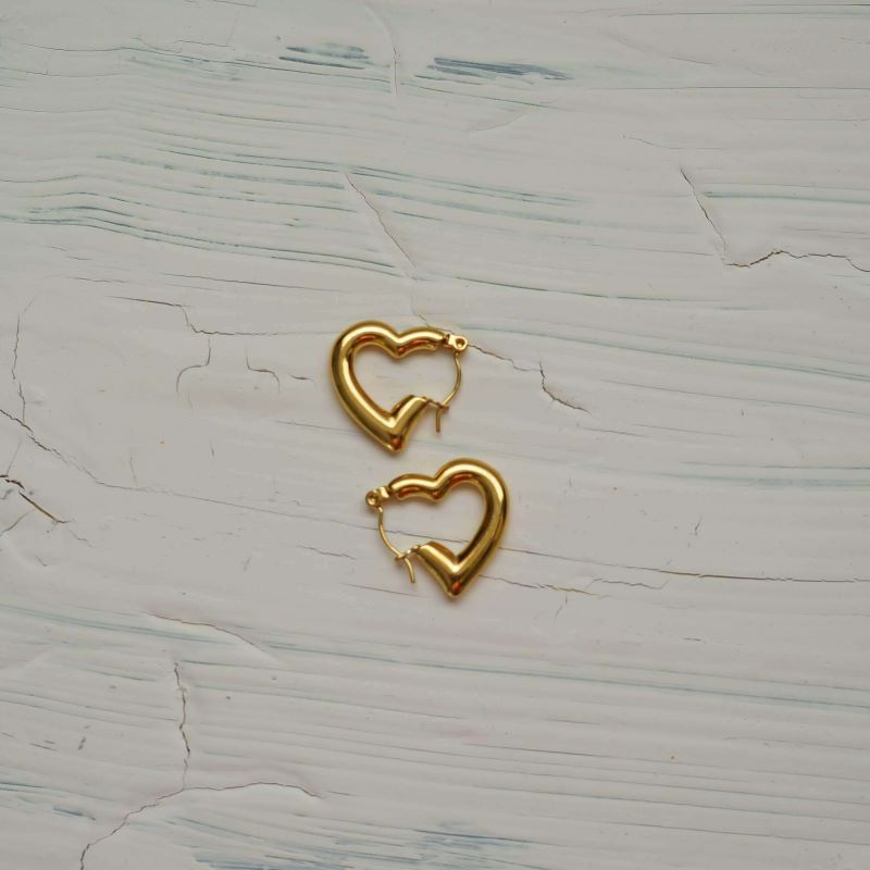 Coeur Huggies - Heart Huggies - Valentines Gift - Waterproof Earrings