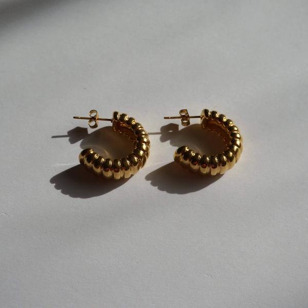 Sam Studs - Waterproof Stud Earrings - Trendy Huggies - 18K Gold Studs