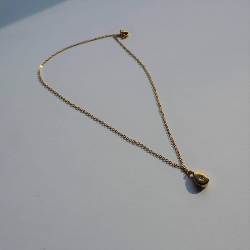 Starburst Necklace - Waterproof Necklace - Gold Steel Necklace Canada - Hypoallergenic Chain