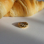 Load image into Gallery viewer, Croissant Ring - 18K Gold Ring - Waterproof Rings Canada
