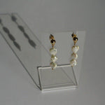 Load image into Gallery viewer, Dara Earrings - Women&#39;s Pearl Earrings - Pearl Drop Earrings
