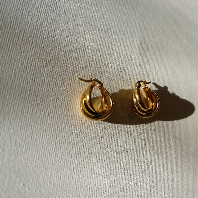 Elsa - Small Hoop Earrings - Waterproof Gold Hoops